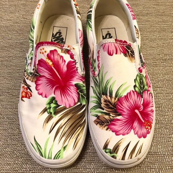 vans hawaiian floral slip on white